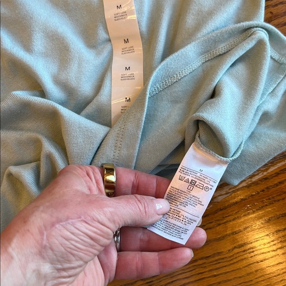 NWT Banana Republic Factory Soft Luxe Mock Neck Top, Medium, Soft Agate Green - Picture 4 of 4